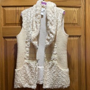 Woman’s L vest